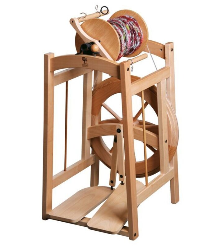 Country Spinner 2 Double Treadle Lacquered