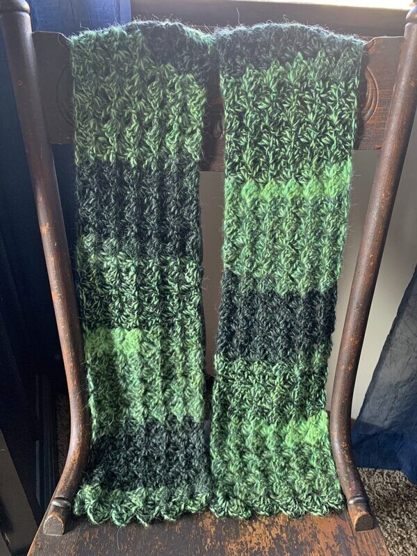 Espiral Spring Petals Alpaca Scarf - Key Lime