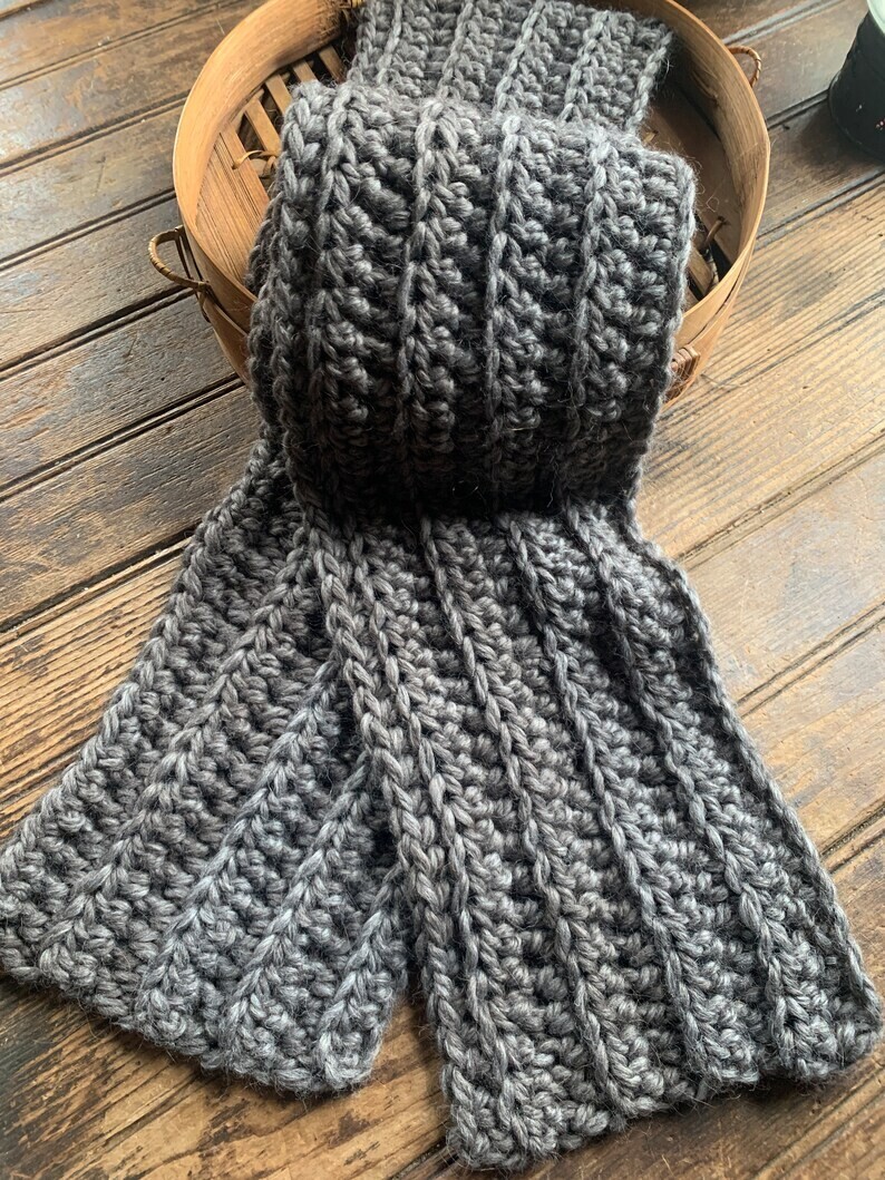 Bulky Ribbed Scarf - Gray Heather
