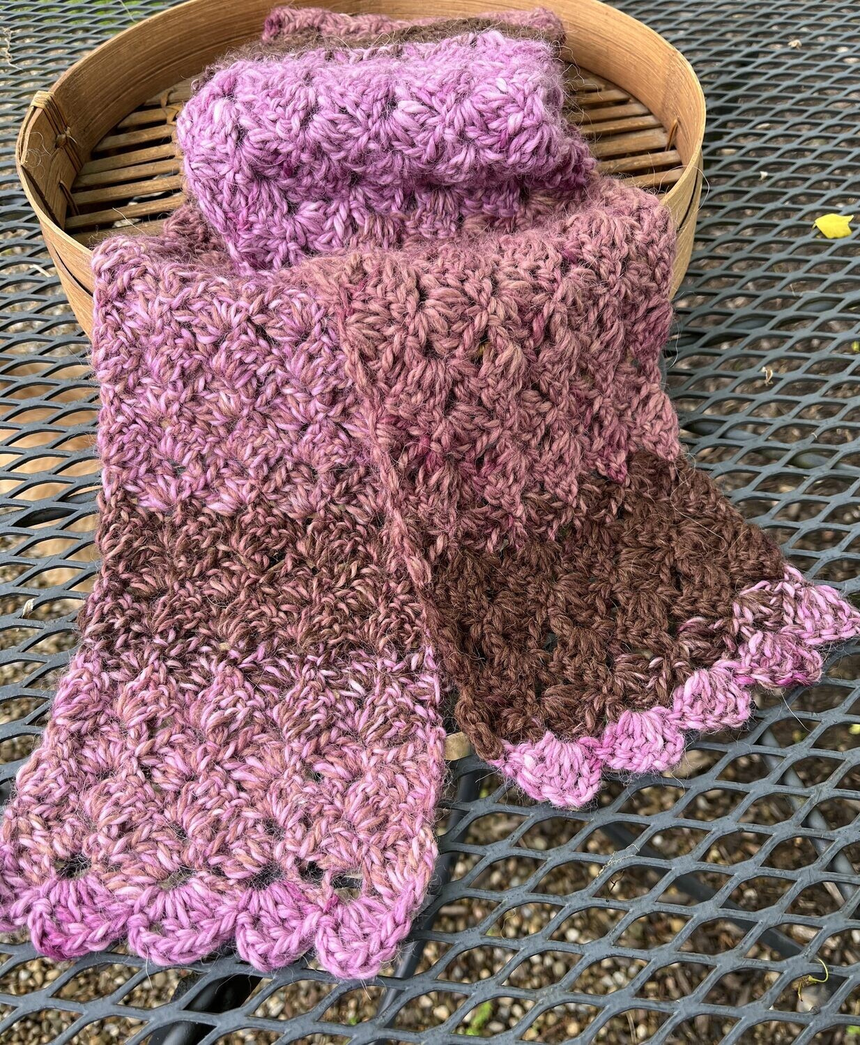 Espiral Spring Petals Alpaca Scarf - Plum Pudding
