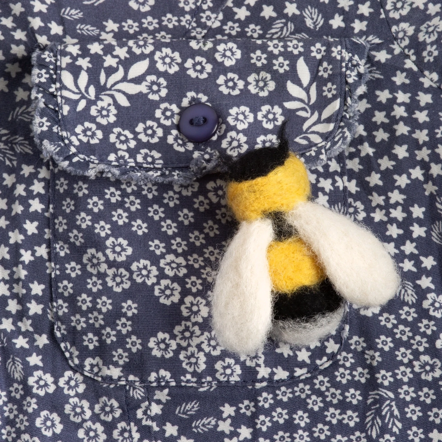 Bee Brooch Felt Craft Kit