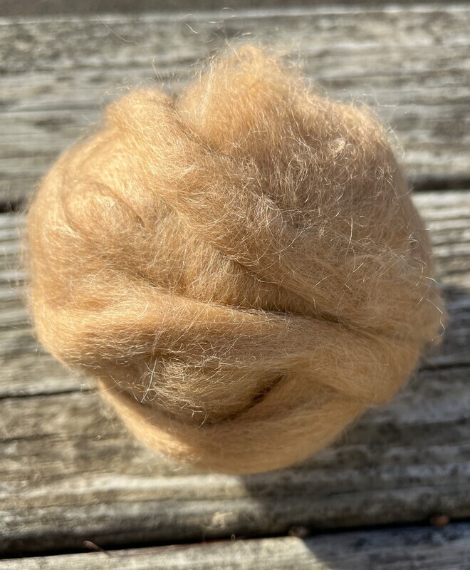 Suri Alpaca Roving - Medium Fawn