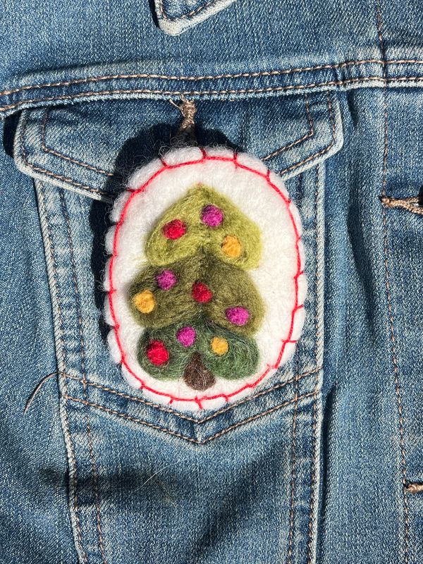 Felted Christmas Tree Brooch