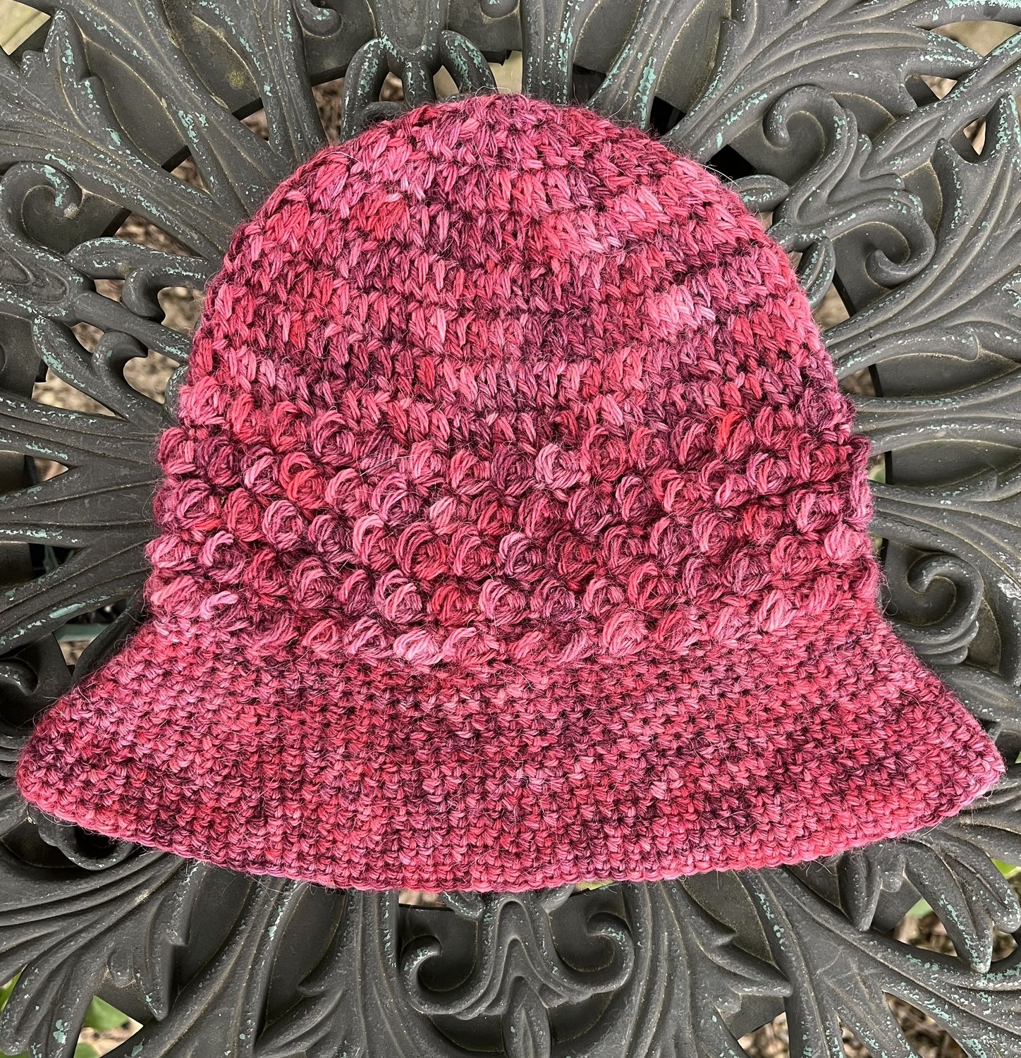 Alpaca Puff Stitch Bucket Hat