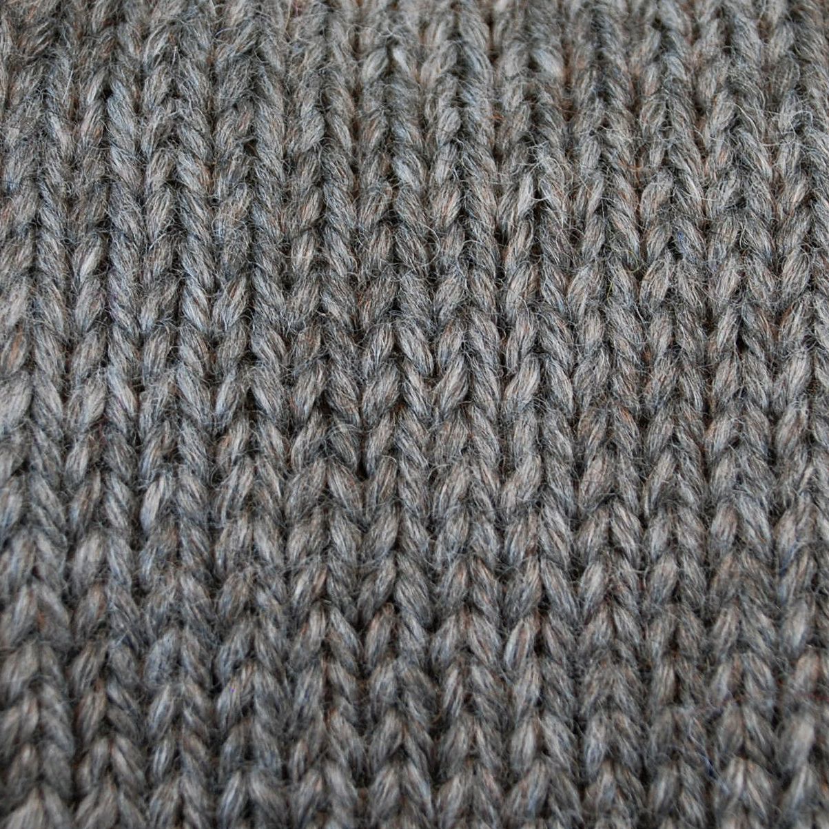 Snuggle Yarn - Gray Heather