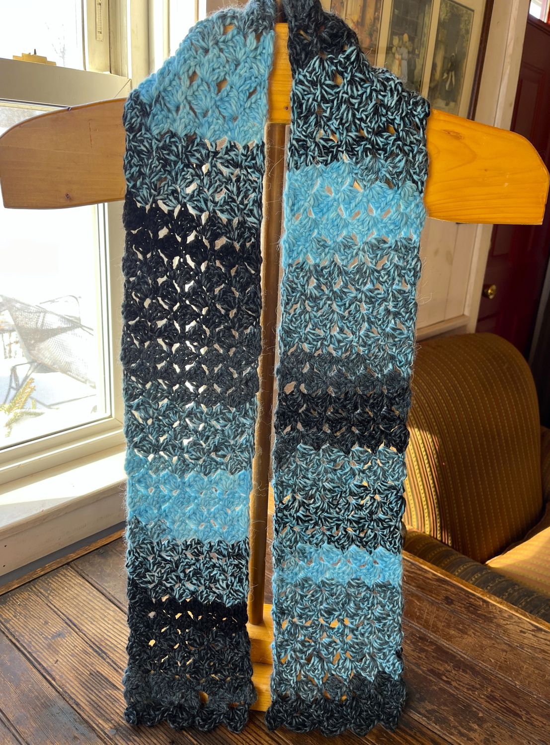 Espiral Spring Petals Alpaca Scarf - Blue Curacao
