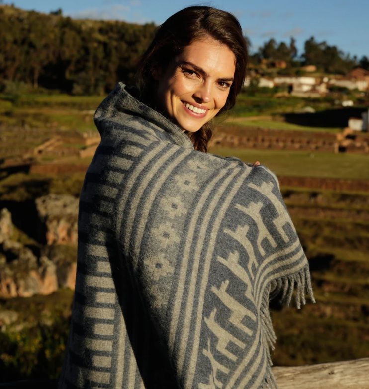 Alpaca Motif Alpaca Throw