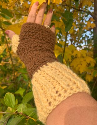 Two Tone Alpaca Fingerless Gloves