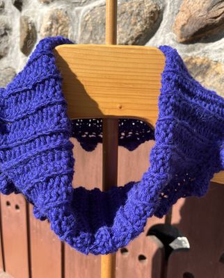 Alpaca Cowl with Bobble Edging