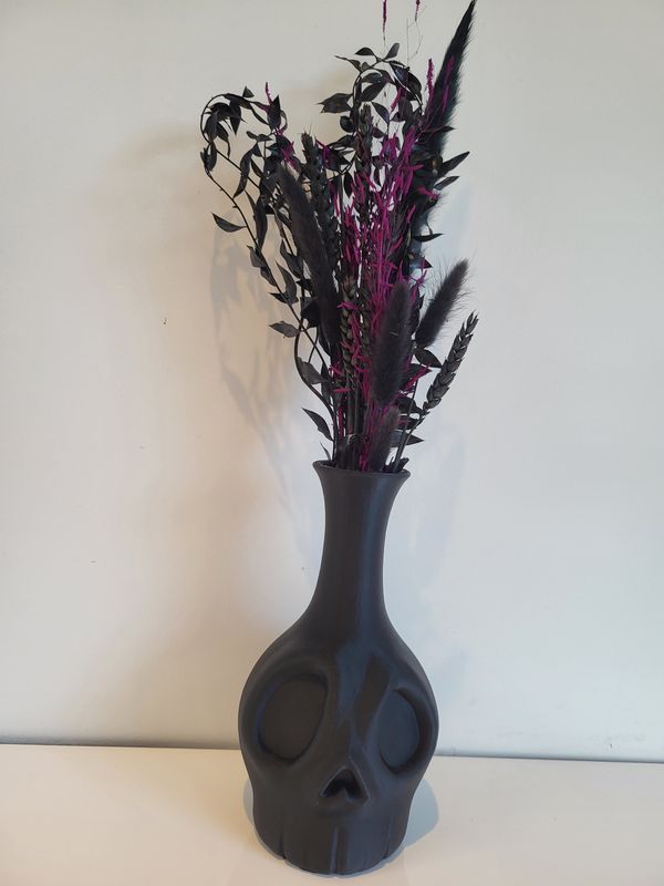 Skull vaas zwart L - Black and purple shine droogbloemen