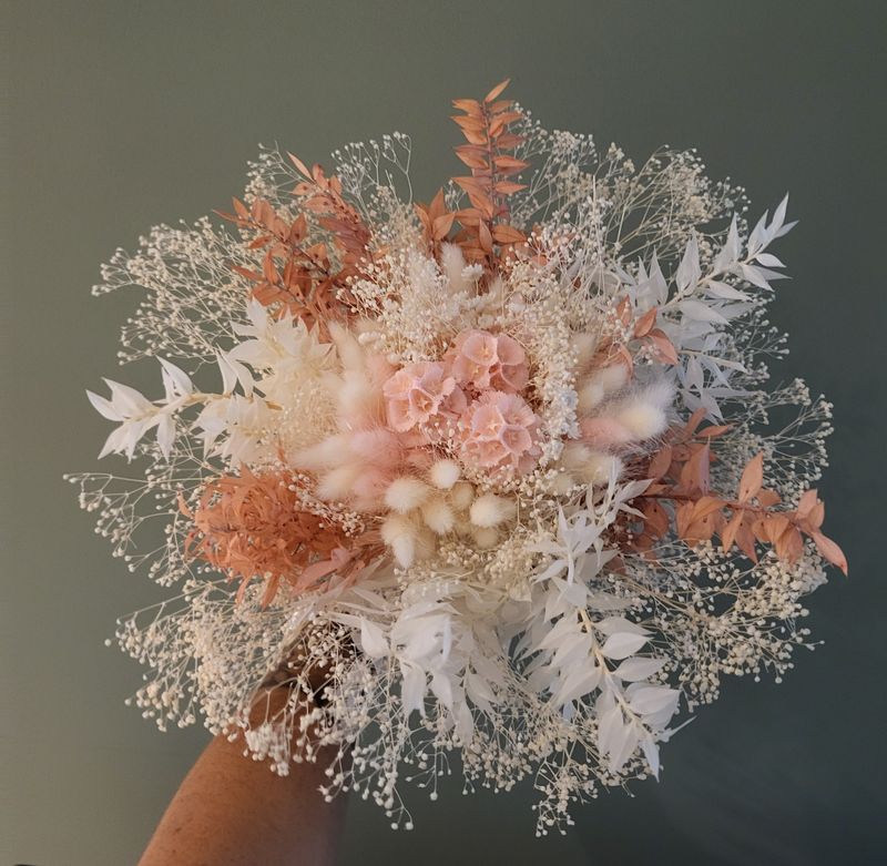 Bruidsboeket droogbloemen -soft pink vibes