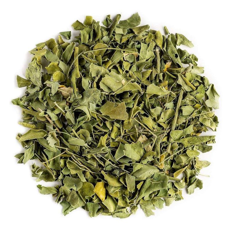 Moringa en hoja cortada