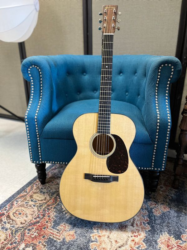 Martin 000-18 Standard Series Acoustic