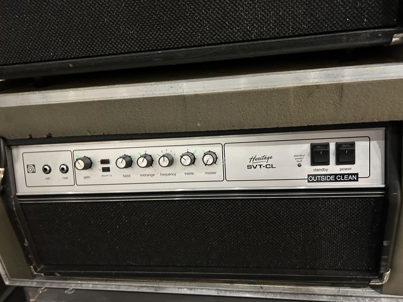 Used Ampeg SVT Heritage 300w bass head