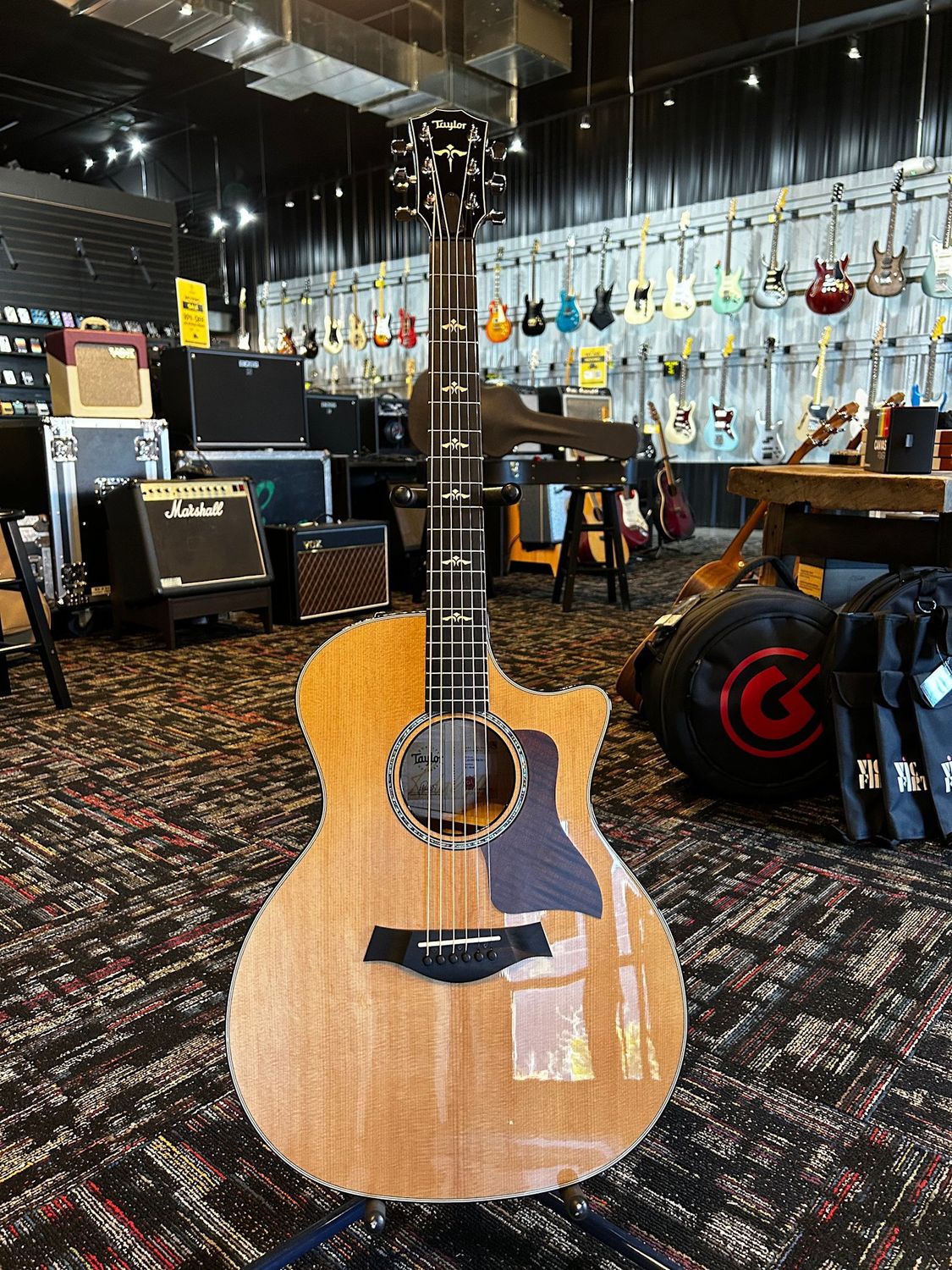 Taylor Guitars 614ce