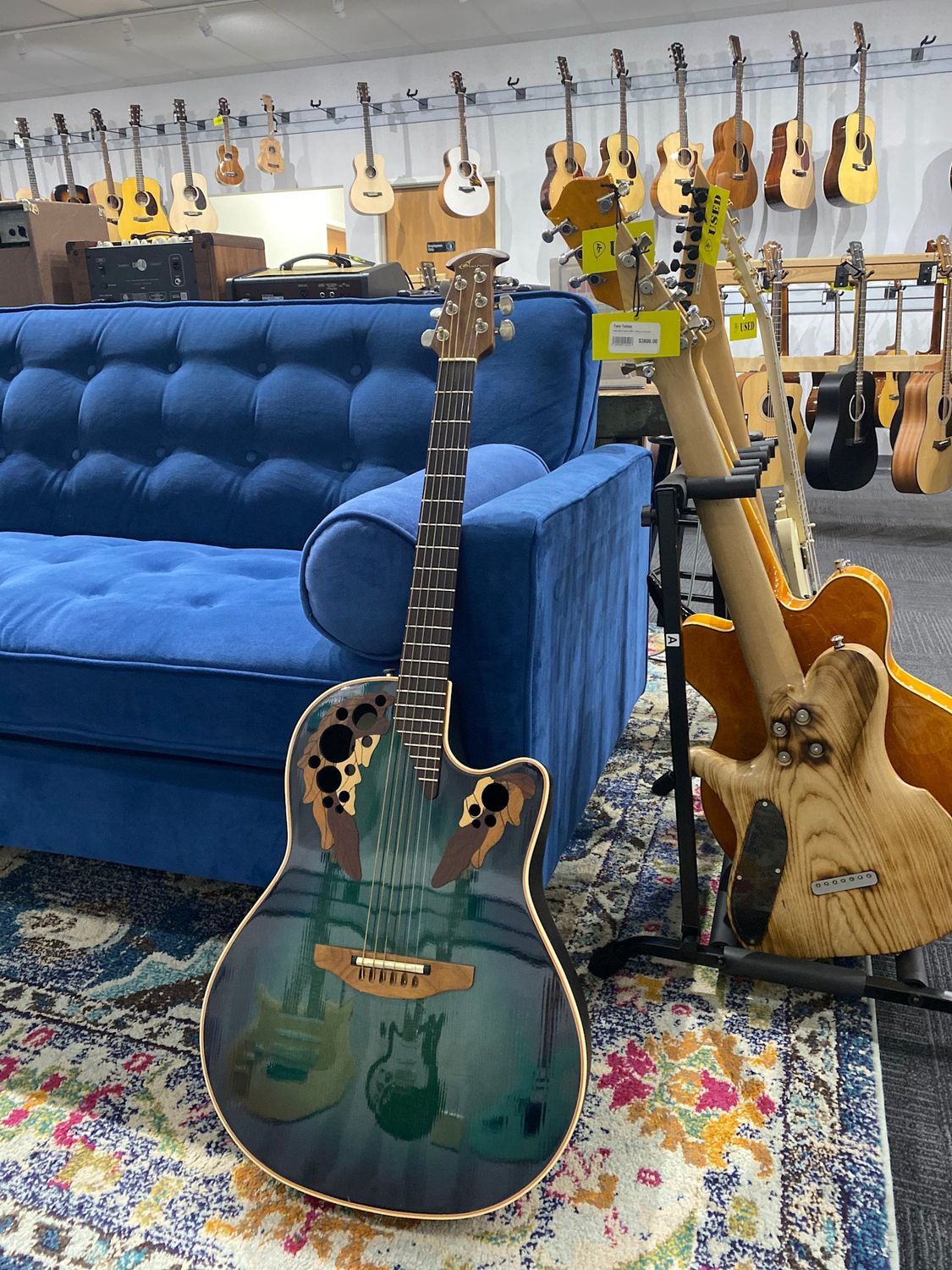 Used Ovation 6778 Standard Elite w/case