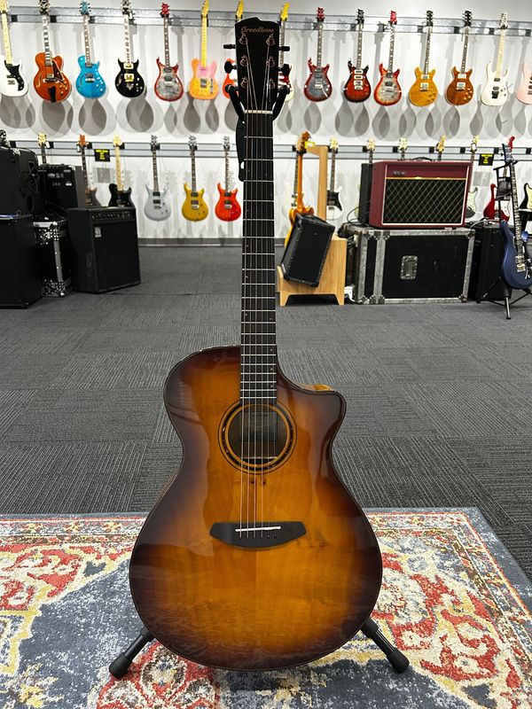 Used Breedlove Pursuit EX S Concert Acoustic w/case