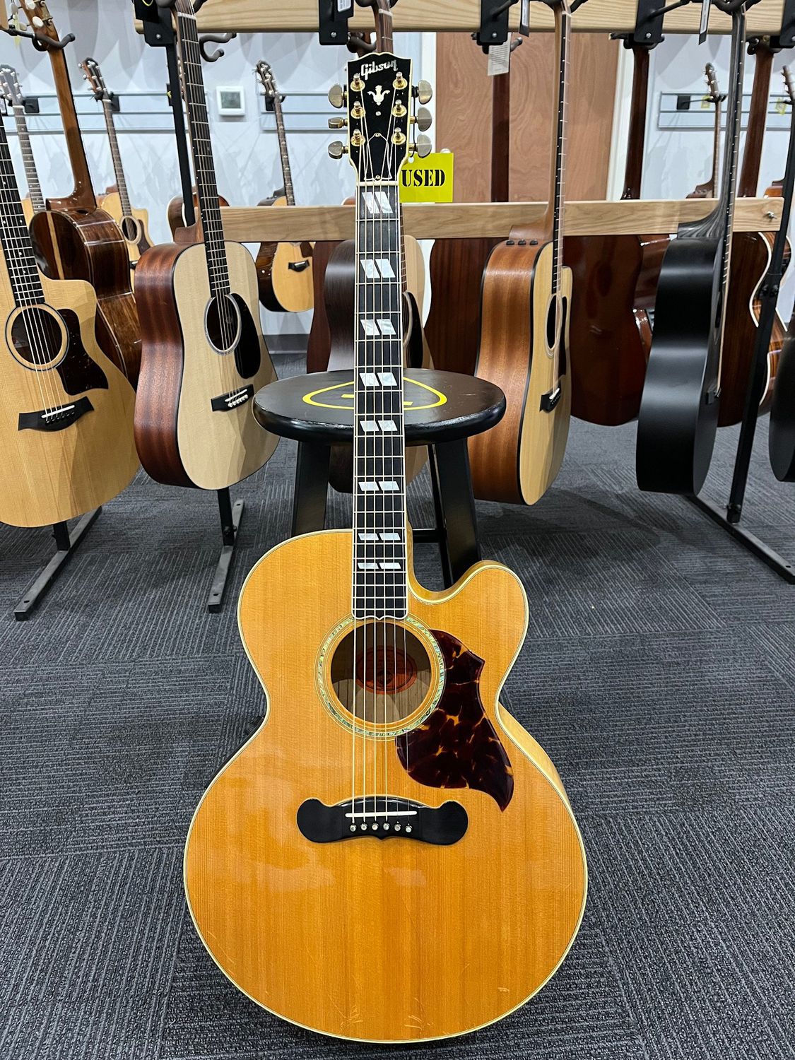 Used Gibson J-185EC 1998 maple w/case