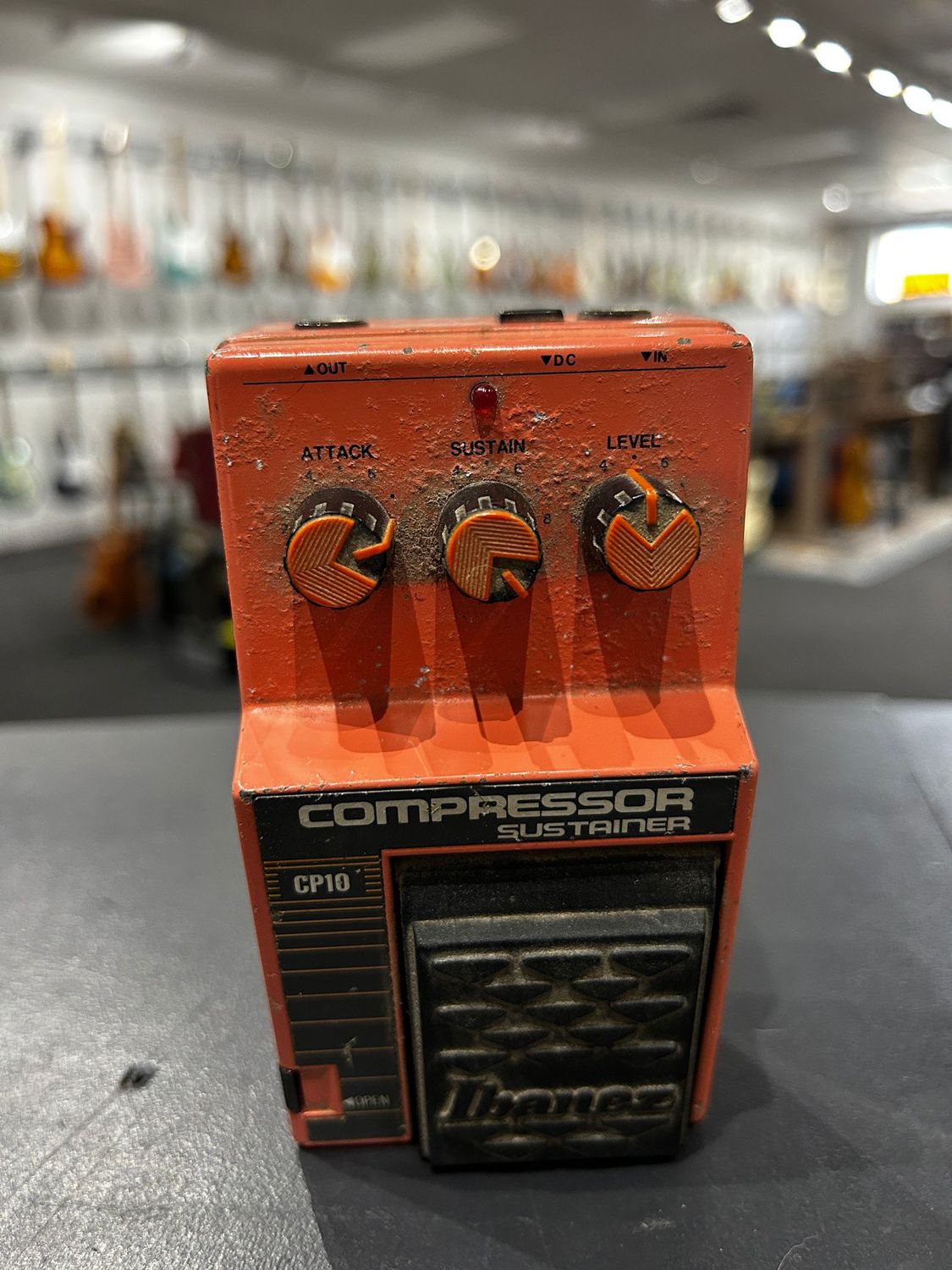 Used Ibanez CP10 compressor