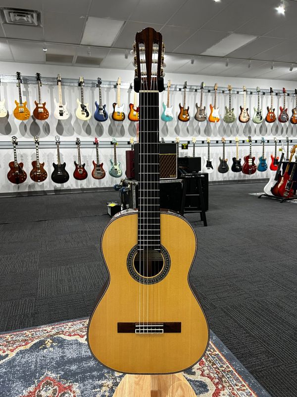 Used D Hippner Hauser Grand Concert Classical w/case