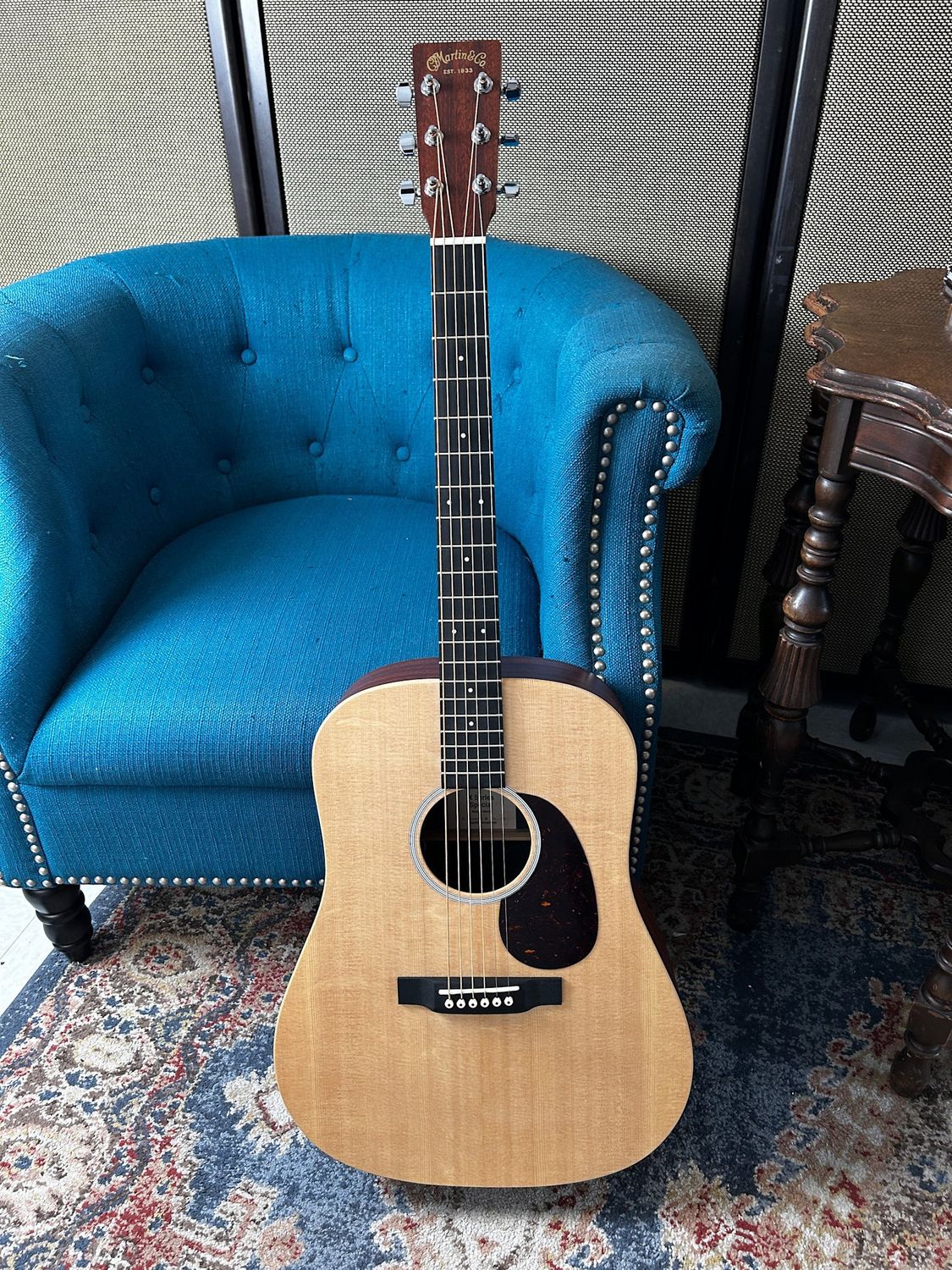 Used Martin X Series Special Dreadnought w/case