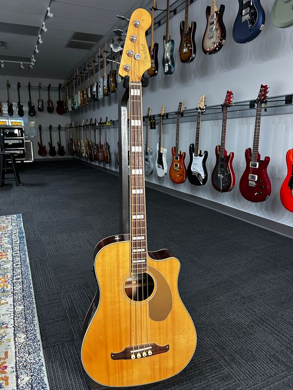 Used Fender Kingman Acoustic Bass