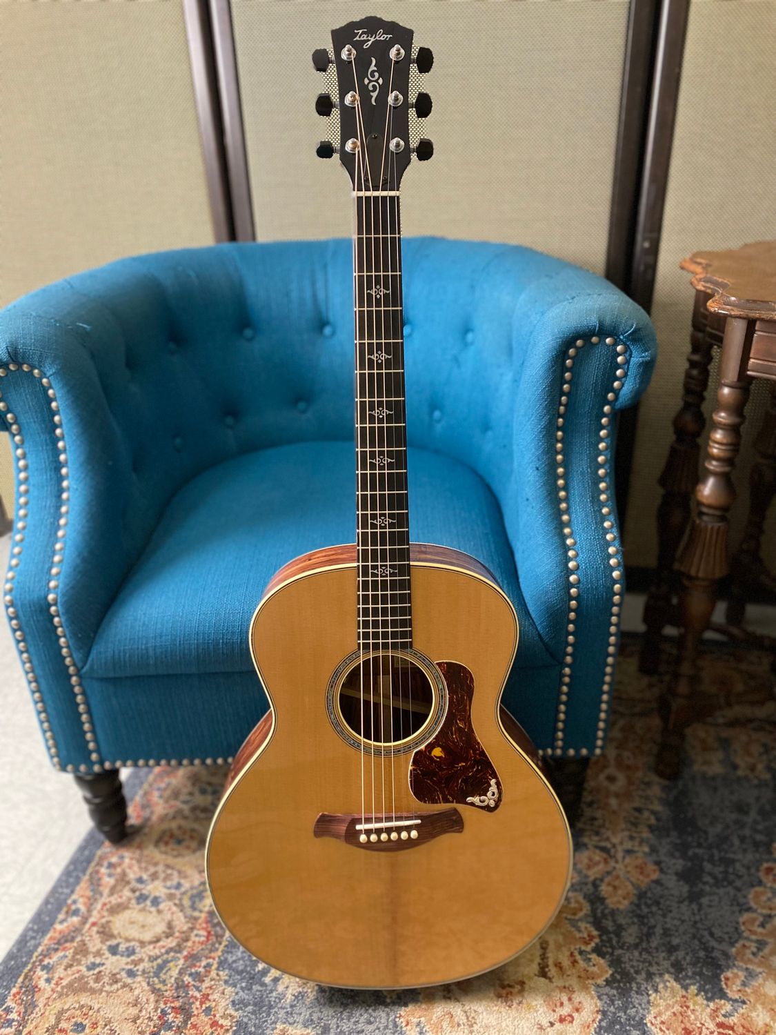 Taylor Gold Label 814e Acoustic Guitar