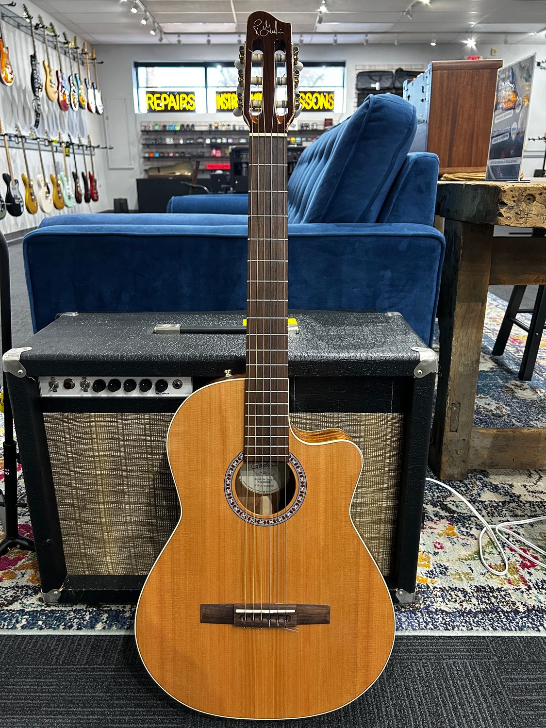 Used Godin Concert CW Clasica II w/case