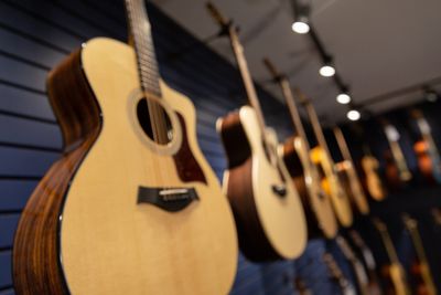Selling High-End Guitars &amp; Vintage Collections: Why Consignment is Your Best Option