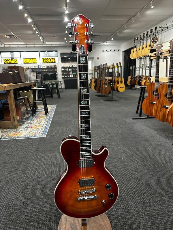 Used Michael Kelly Patriot Custom LP