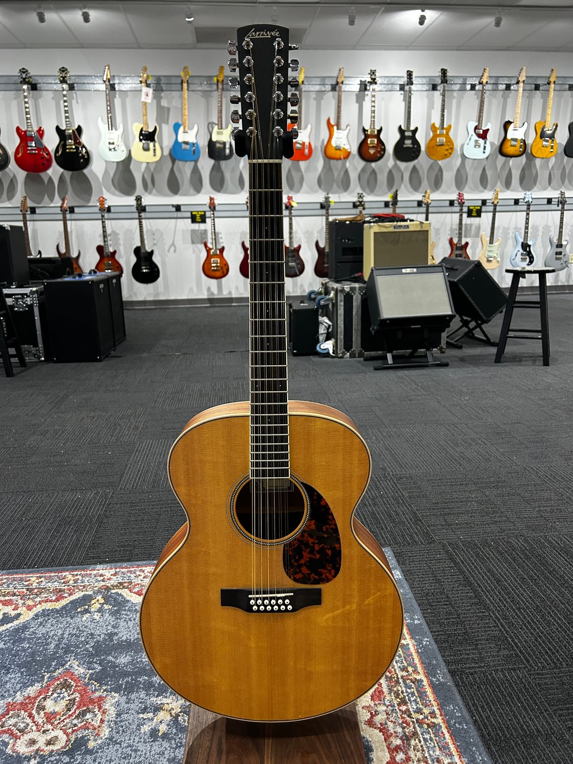 Used Larrivee J-03-12  Jumbo 12 String w/case