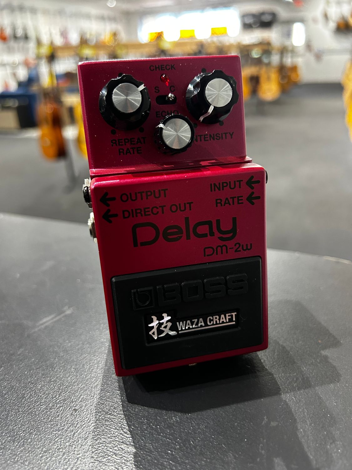 Used Boss DM-2W Waza Delay