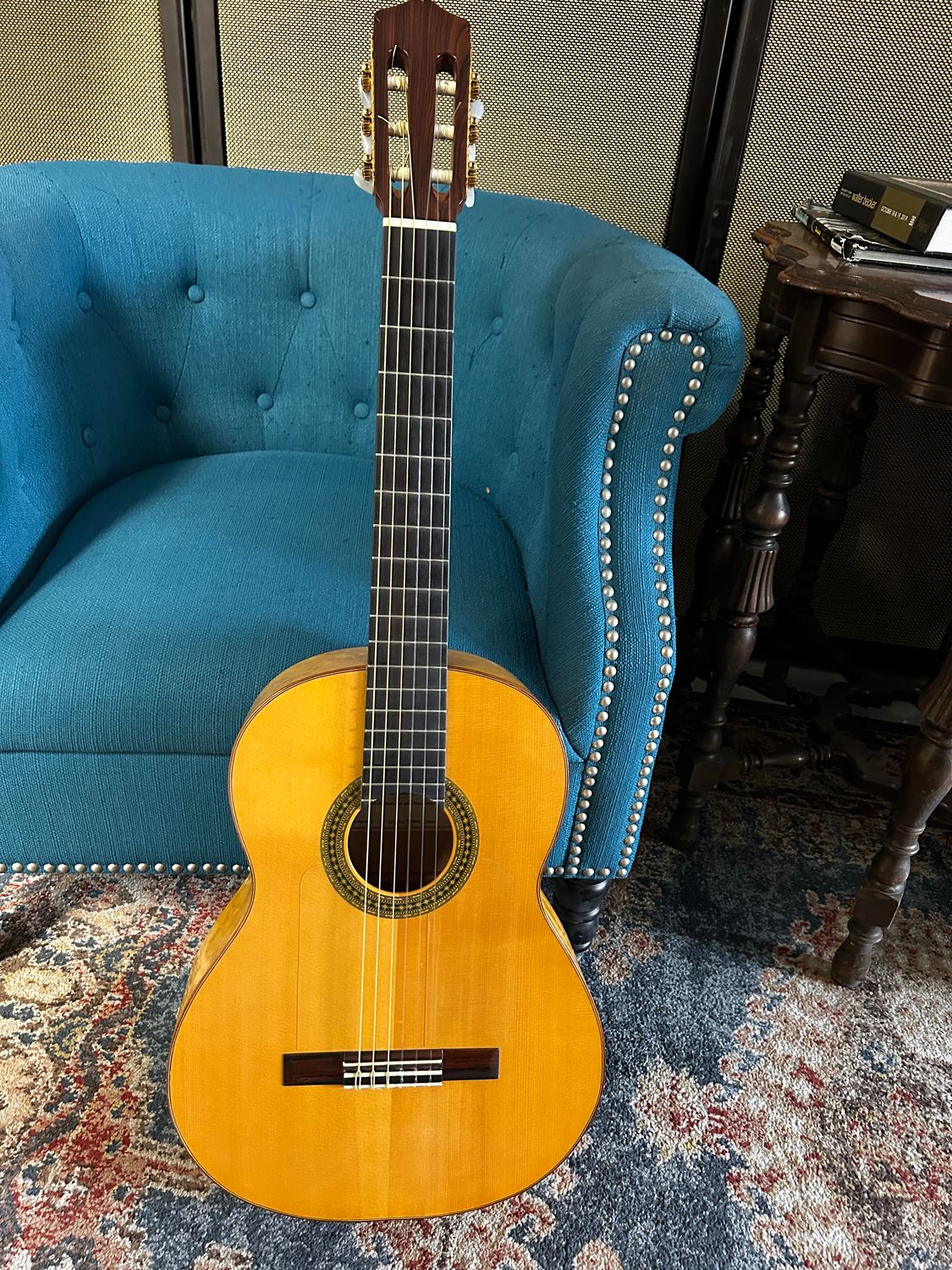 Used D Hippner Flamenco w/case