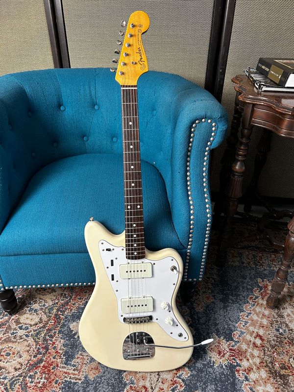 Used Fender JM66 MIJ Jazzmaster Olympic White
