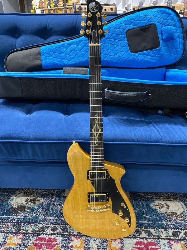 Used Whalehazard Andomeda w/ bag