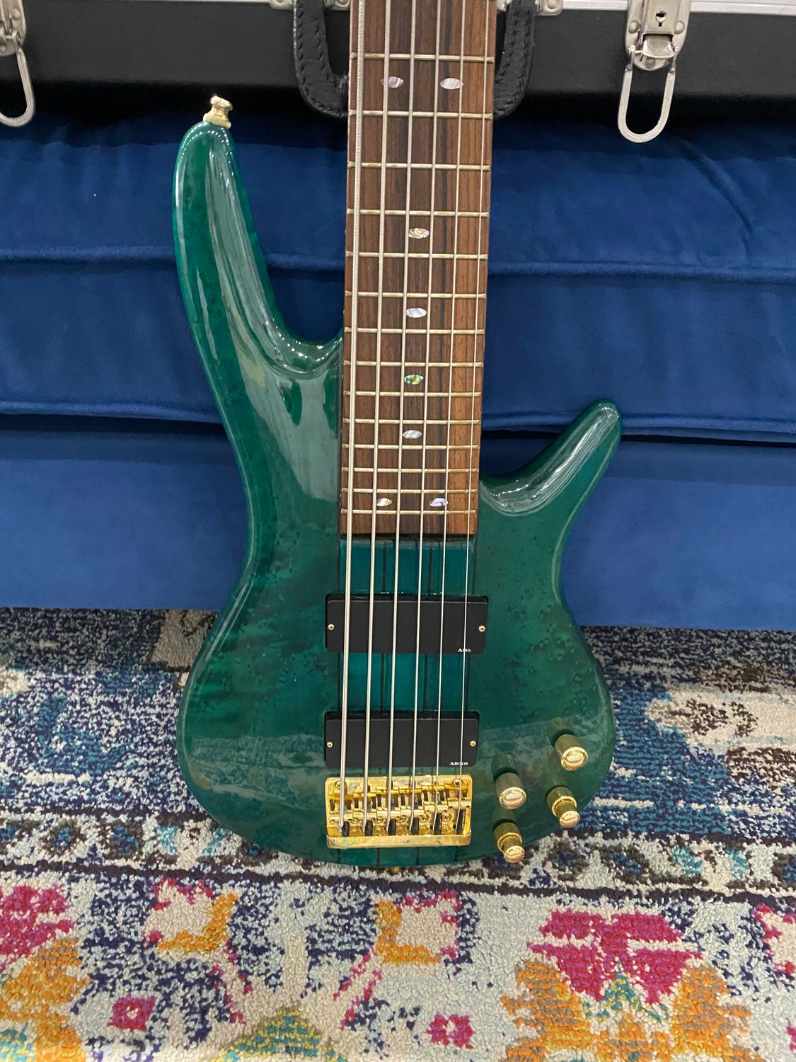 Used Ibanez SR 1206 Bass w/OHSC