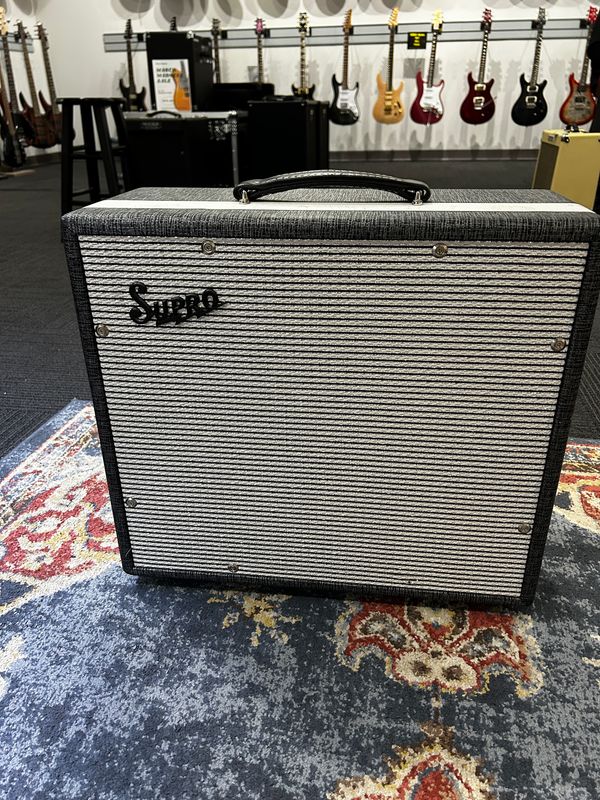 Used Supro Black Magick 1x12 Guitar Cabinet