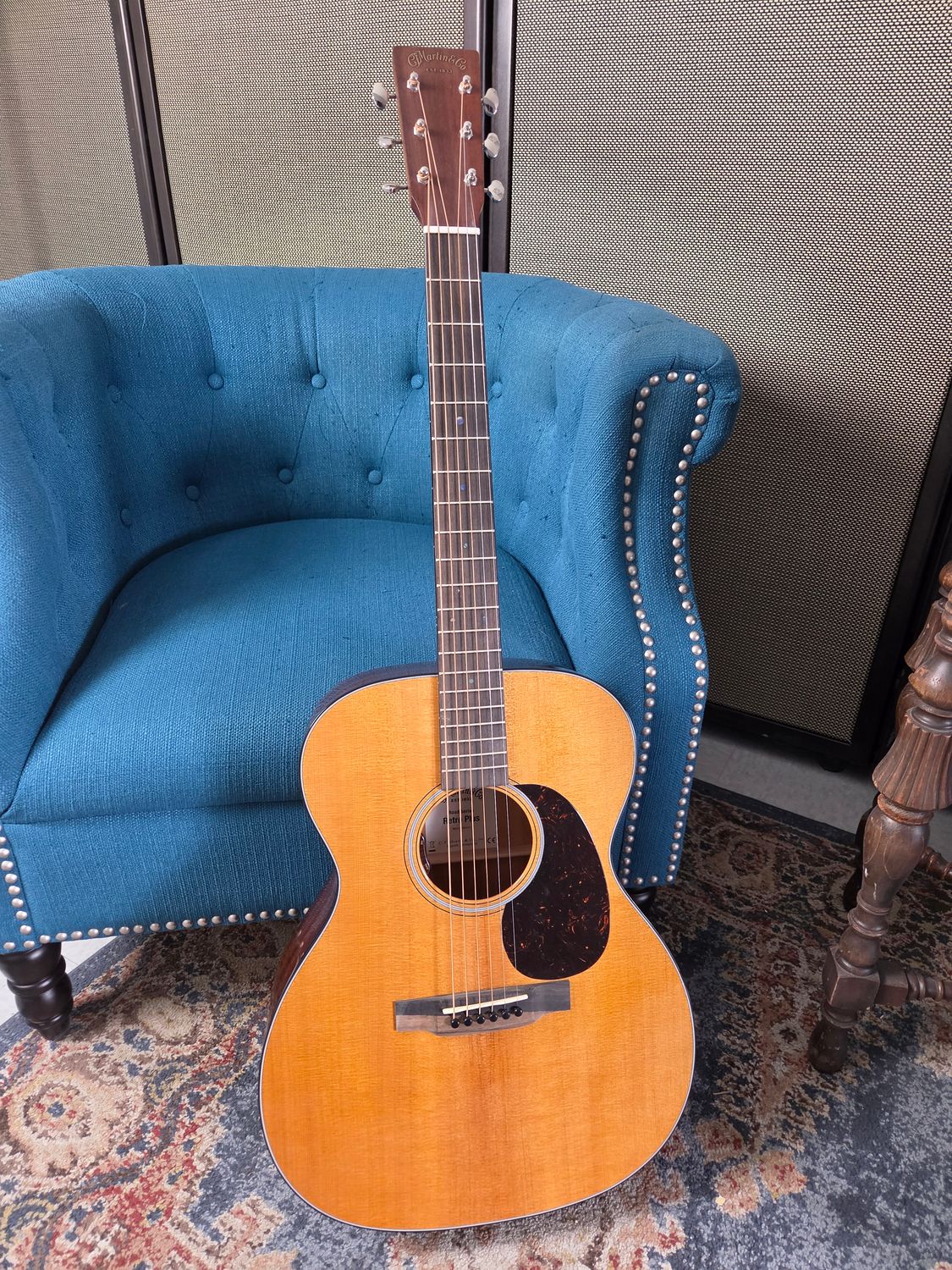 Used Martin 000E Retro Plus Mahogany w/bag