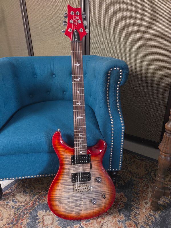 Used Paul Reed Smith SE Custom 24 Charcoal Cherry Burst w/bag