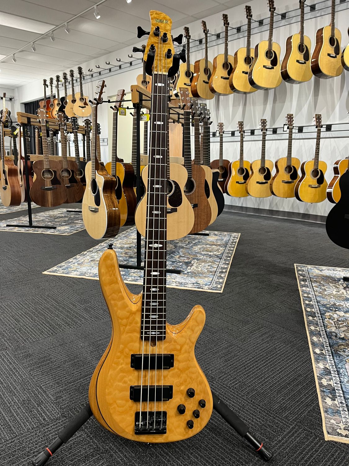 Used Yamaha TRB1004 4 string Bass