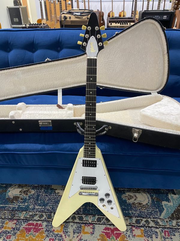 Used Gibson Flying V (2006) w/ OHSC