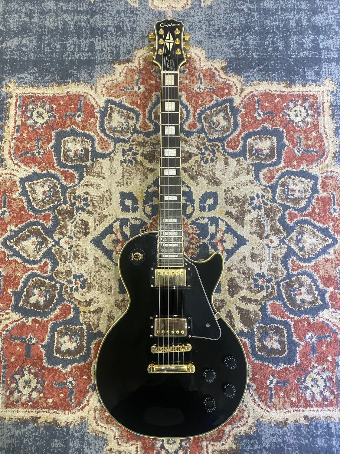 Used Epiphone Les Paul Custom