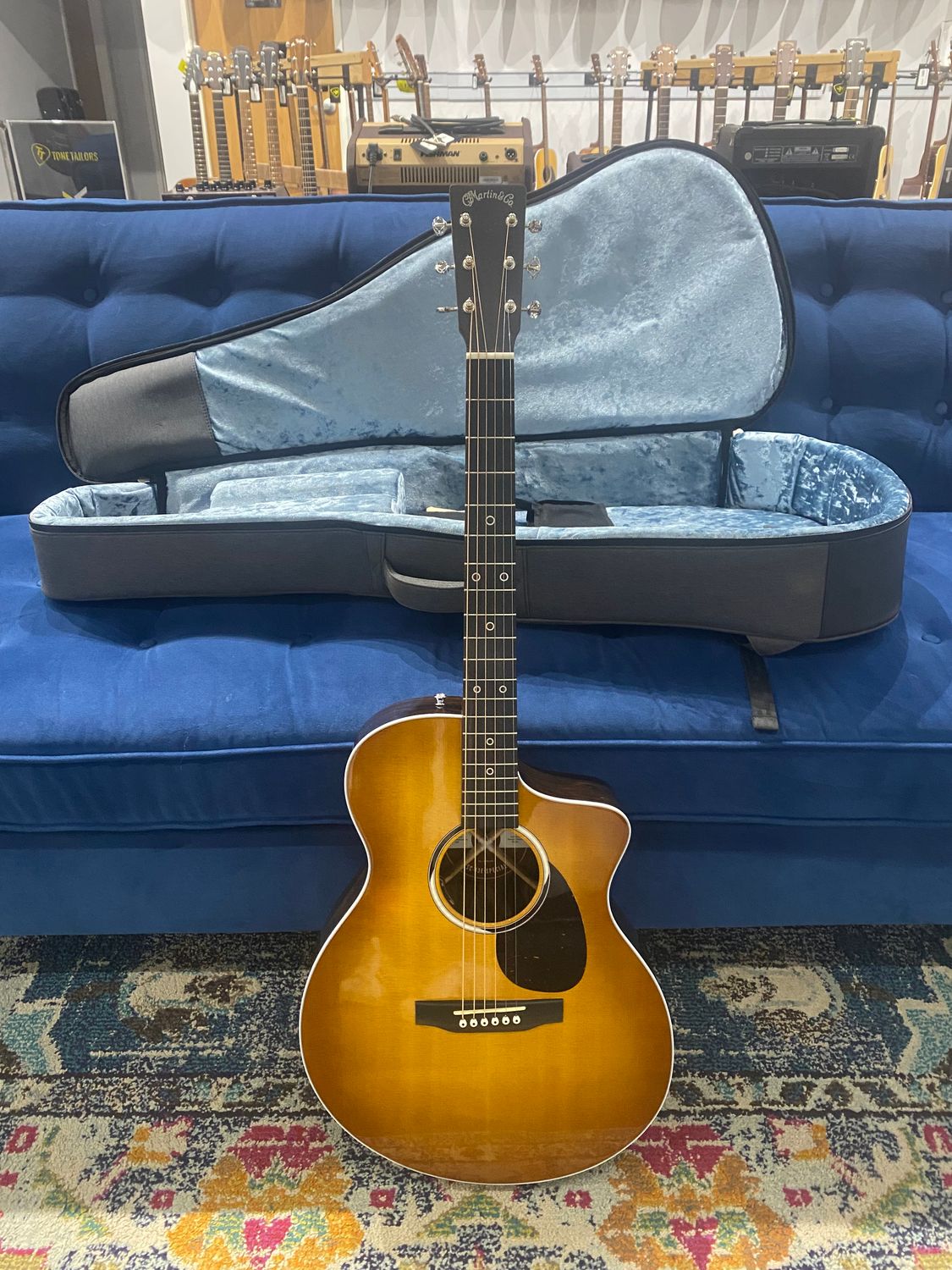 Used Martin SC-13E Special w/bag