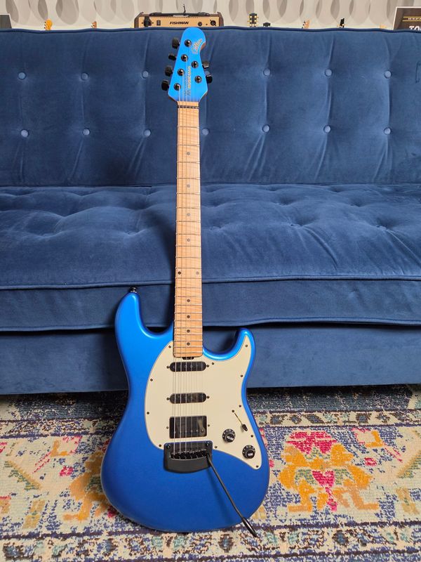 Used Ernie Ball BFR Cutlass Blue Magic w/case