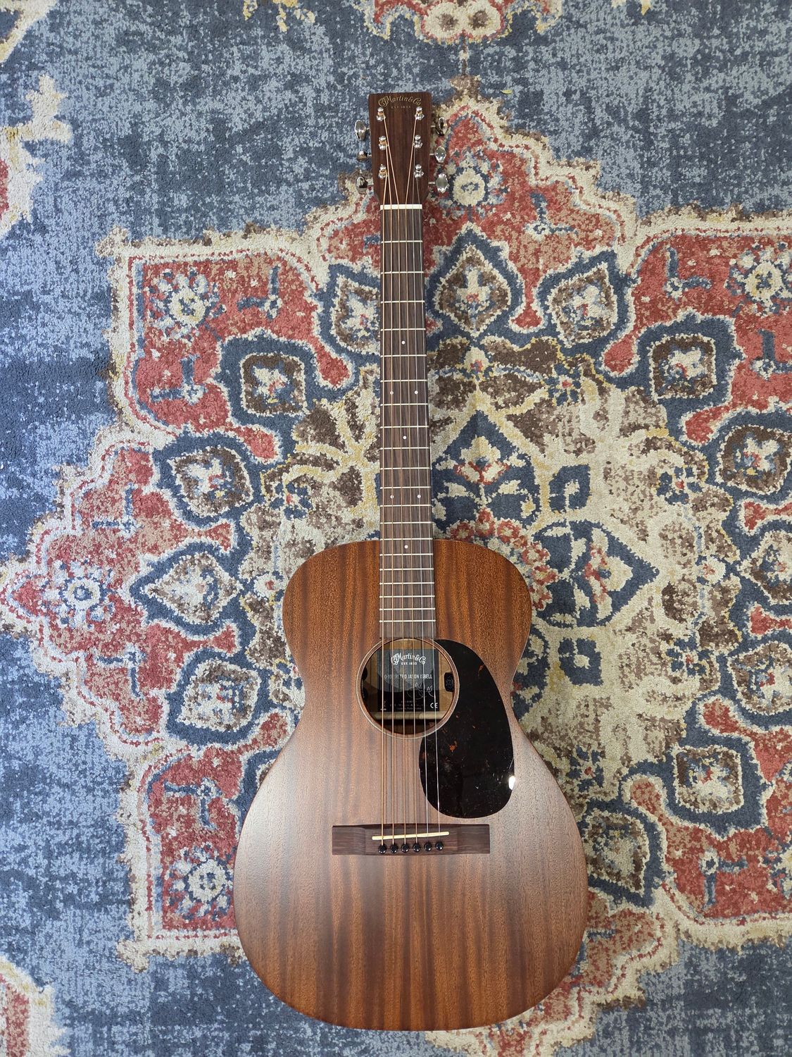 Used Martin 0-10e Jason Isbell w/bag