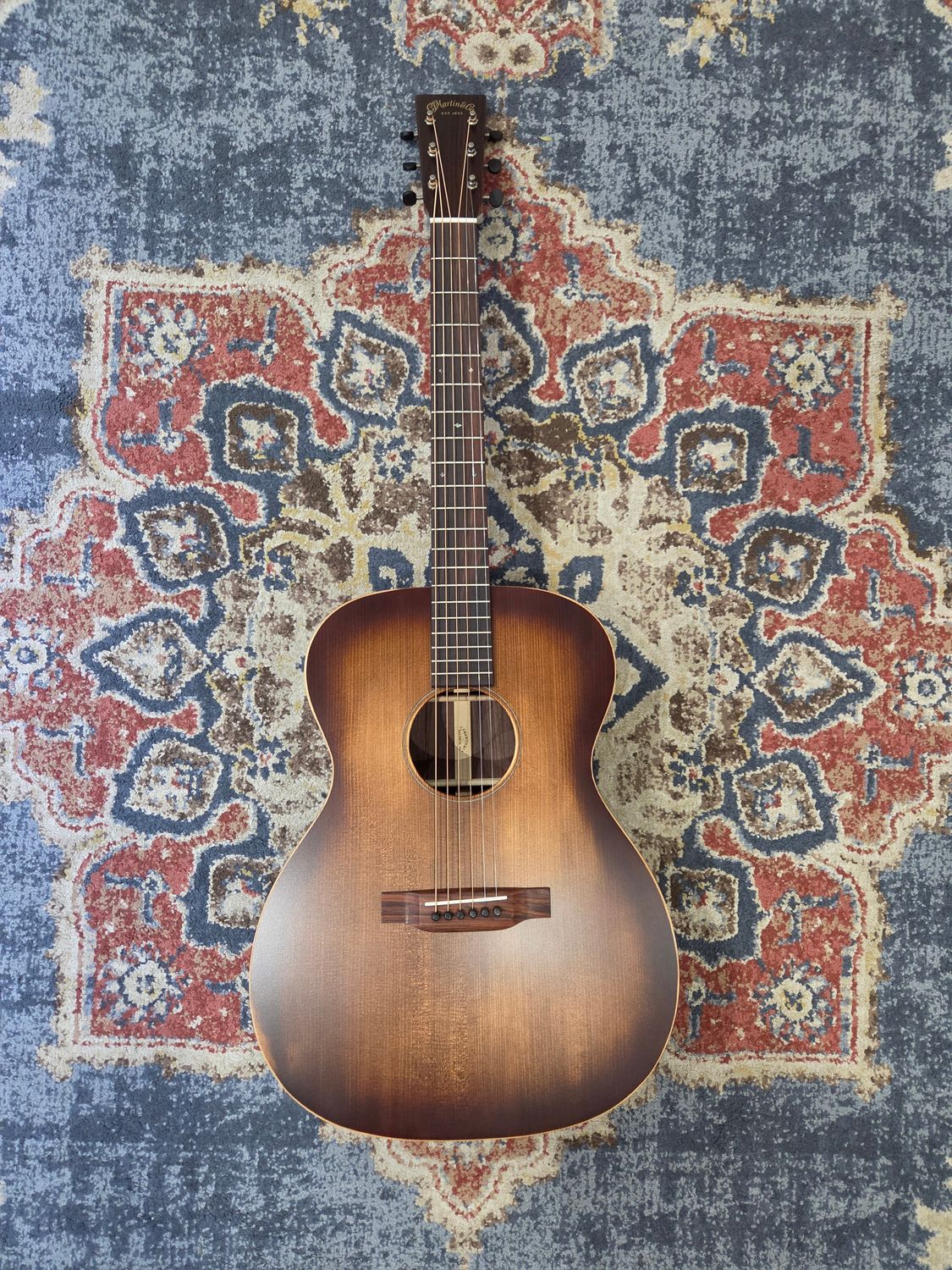 Used Martin 000-16 Streetmaster w/bag