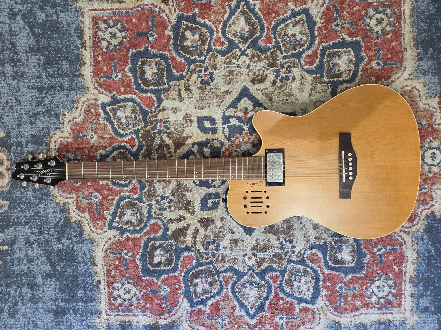 Used Godin A6 Ultra w/bag