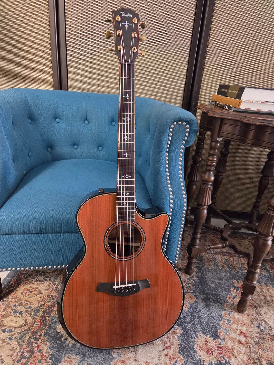 Used Taylor 914ce Builder Edition Sinker Redwood w/case