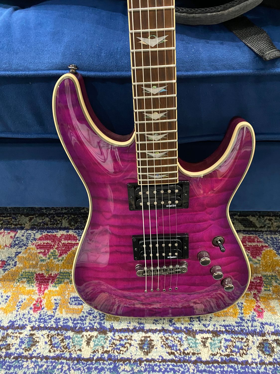 Used Schecter 2024 Omen Extreme-6 w/ bag