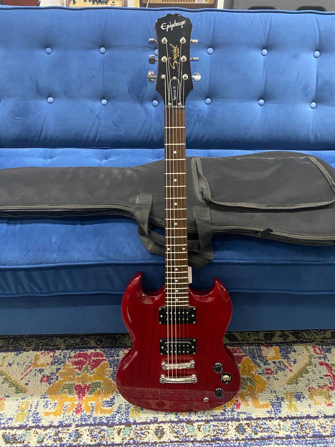 Used Epiphone SG Special II red w/bag